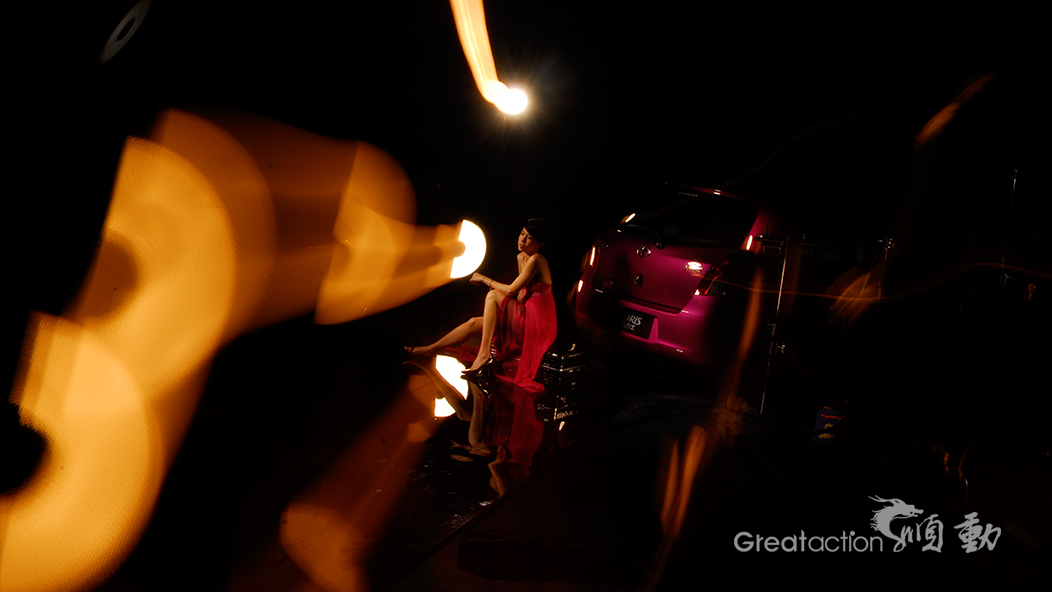 周杰倫、莫文蔚攜手雅力士汽車