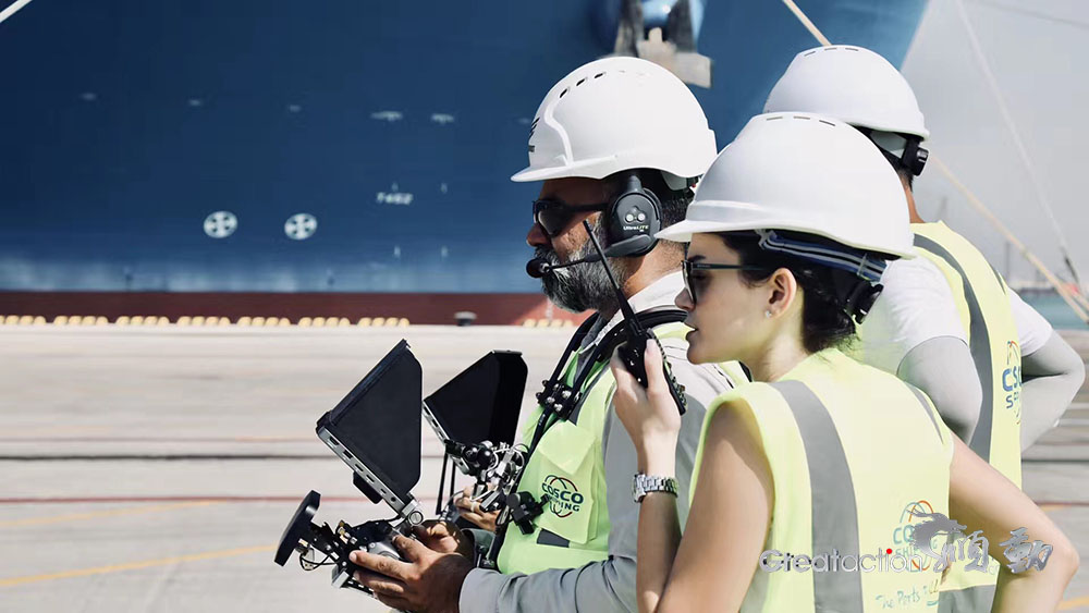 中遠(yuǎn)海運(yùn)集團(tuán)阿布扎比碼頭拍攝花絮